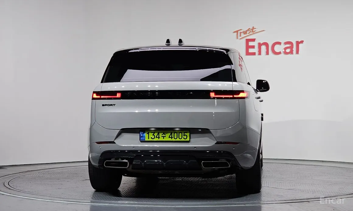 Фото 4 - Land Rover Range Rover Sport