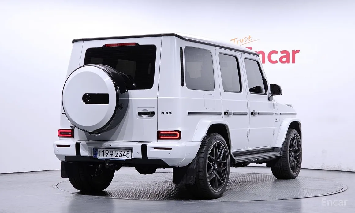 Фото 2 - Mercedes-Benz G-Class