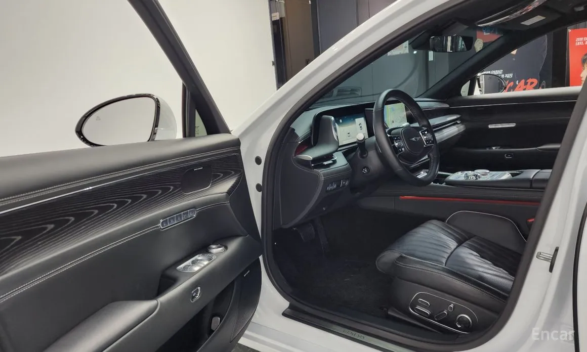 Фото 10 - Genesis G90