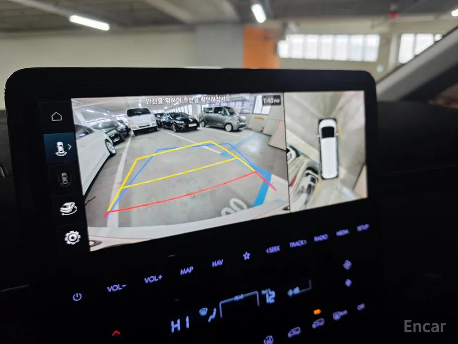 Фото 14 - Hyundai Staria