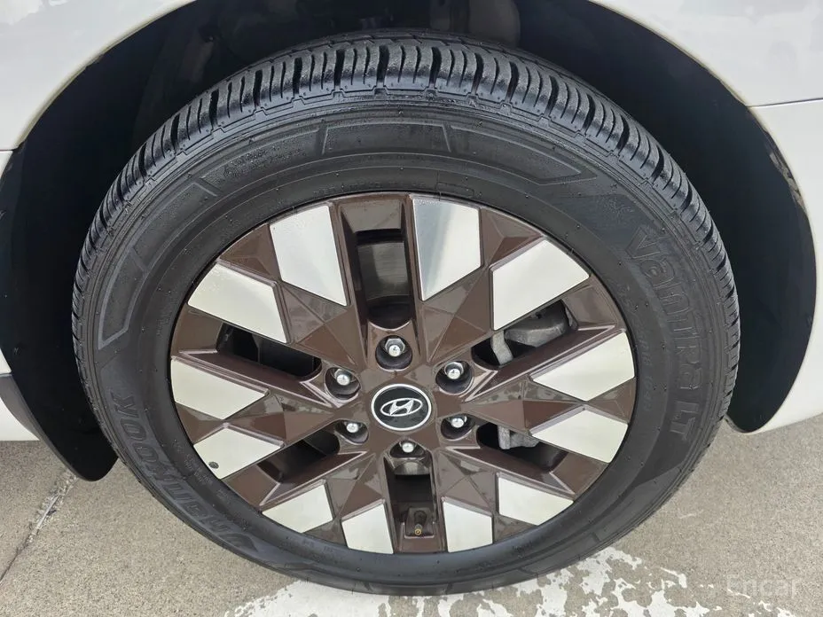 Фото 20 - Hyundai Staria