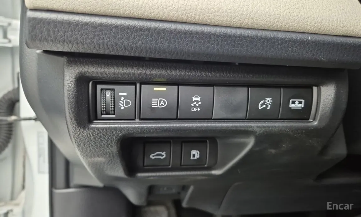 Фото 15 - Toyota Camry