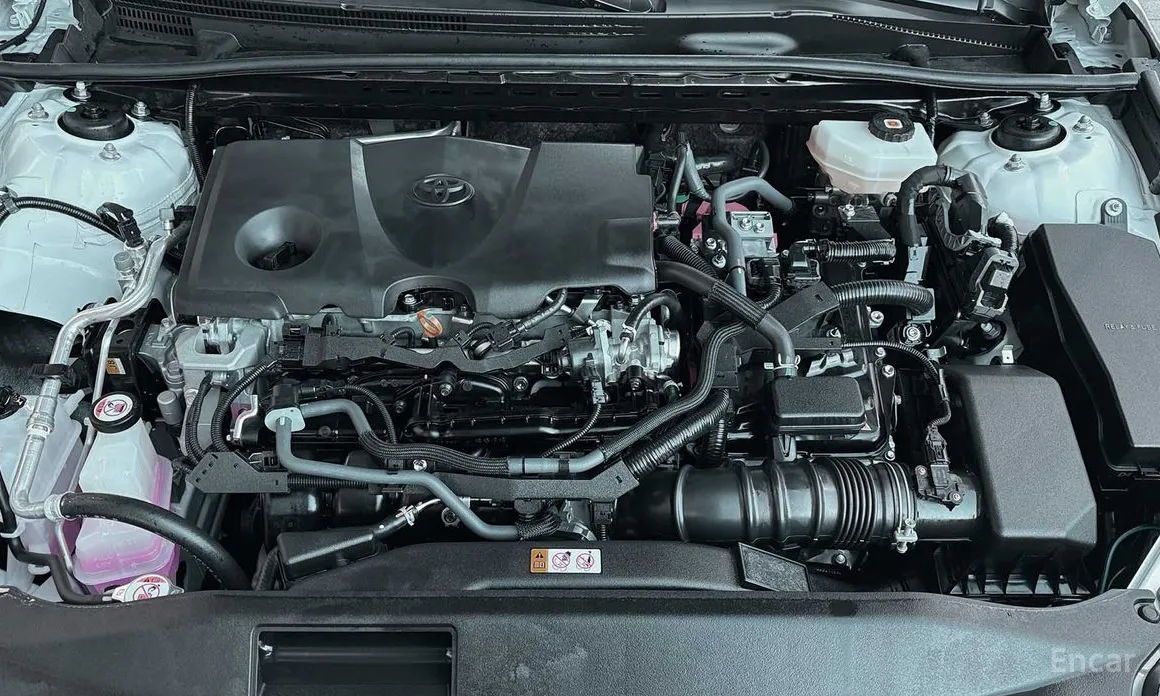 Фото 6 - Toyota Camry