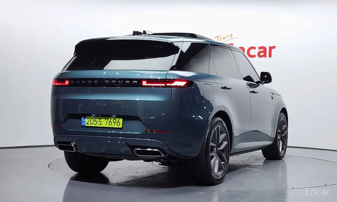 Фото 2 - Land Rover Range Rover Sport