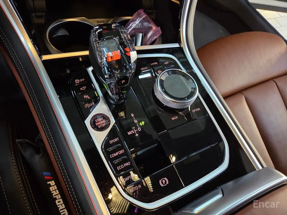 Фото 15 - BMW 8 Series