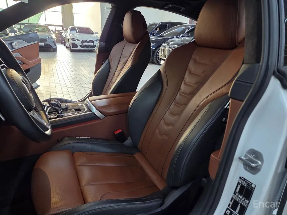 Фото 7 - BMW 8 Series