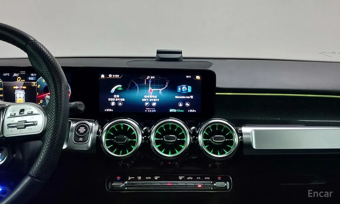 Фото 16 - Mercedes-Benz GLB-Class