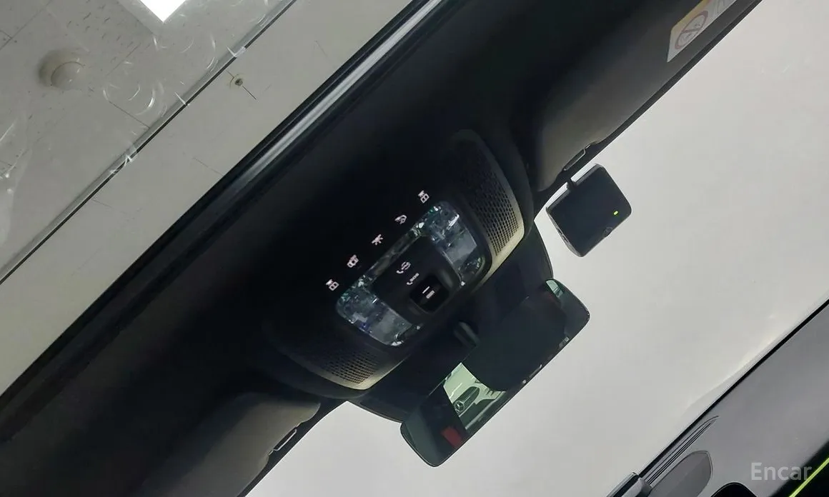 Фото 17 - Mercedes-Benz GLB-Class