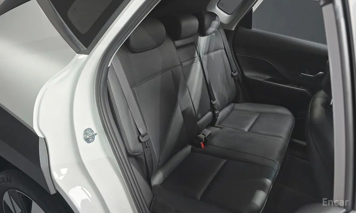 Фото 13 - Hyundai Kona