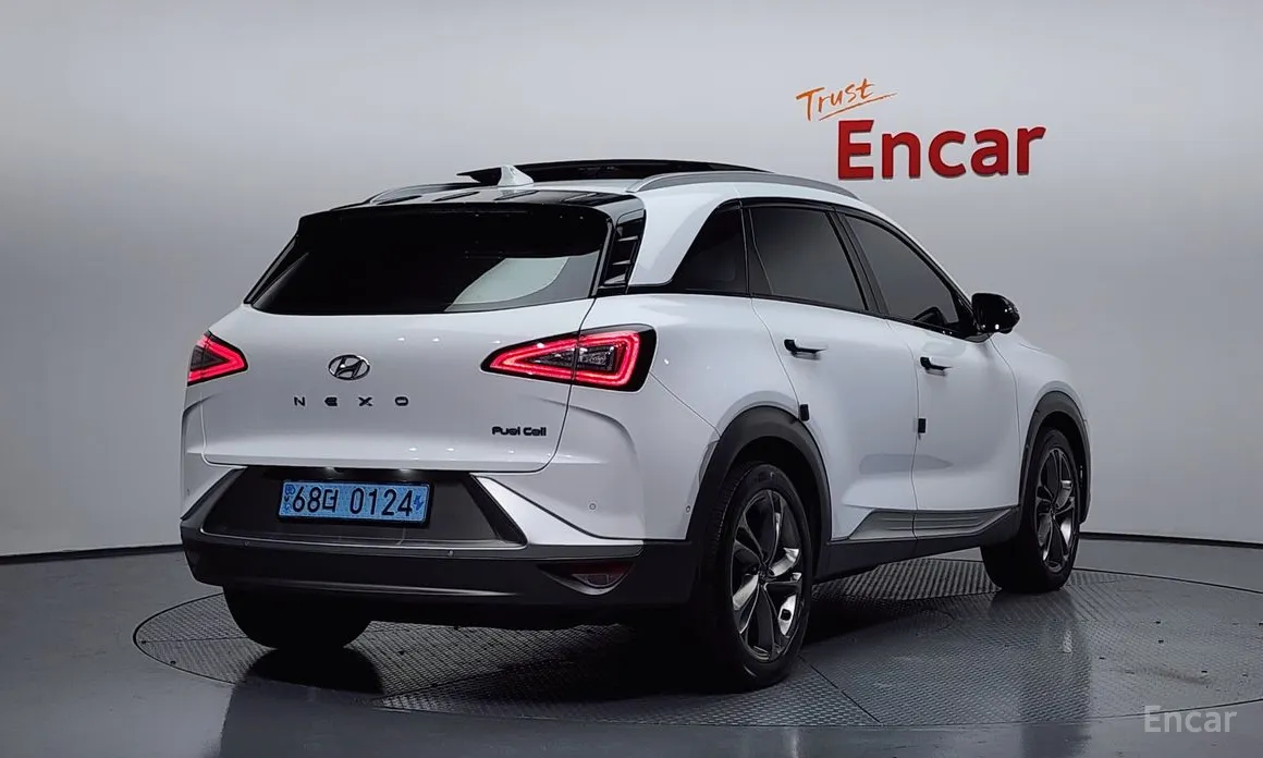 Фото 2 - Hyundai Nexo