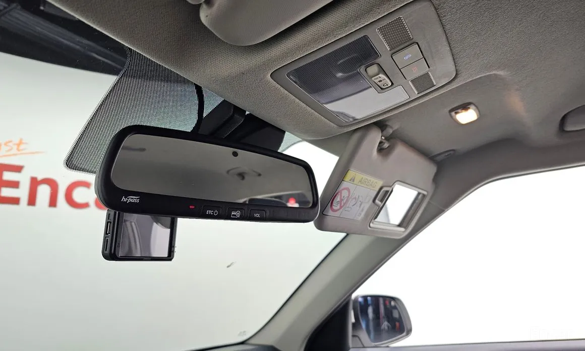 Фото 17 - Hyundai Venue