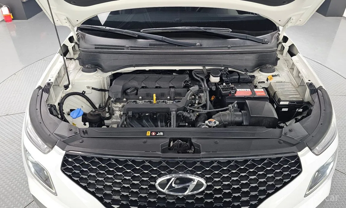 Фото 6 - Hyundai Venue