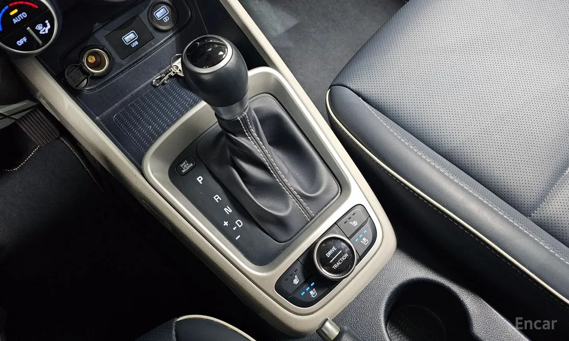 Фото 9 - Hyundai Venue