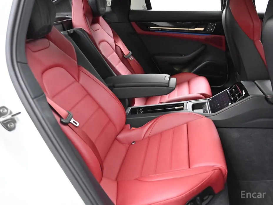 Фото 12 - Porsche Panamera