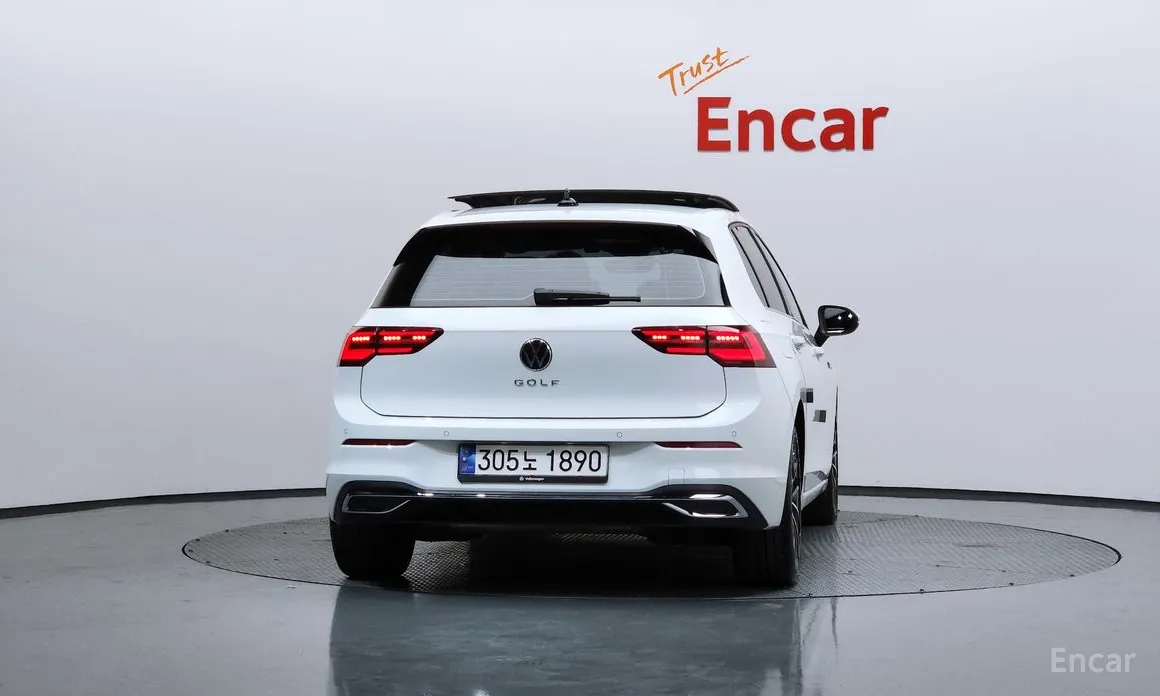 Фото 4 - Volkswagen Golf