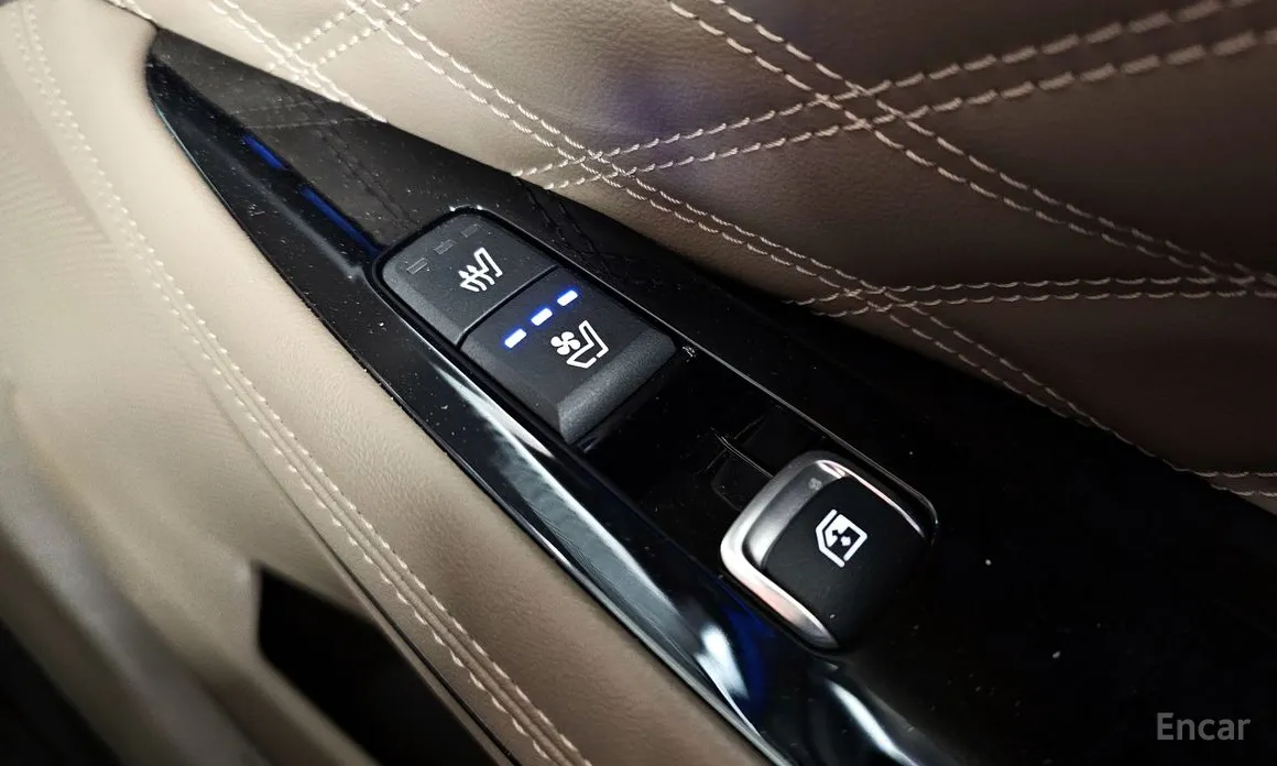 Фото 19 - Kia K8