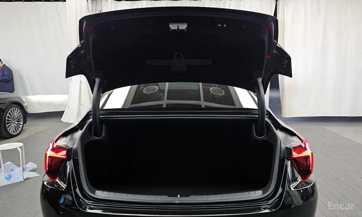 Фото 20 - Kia K8