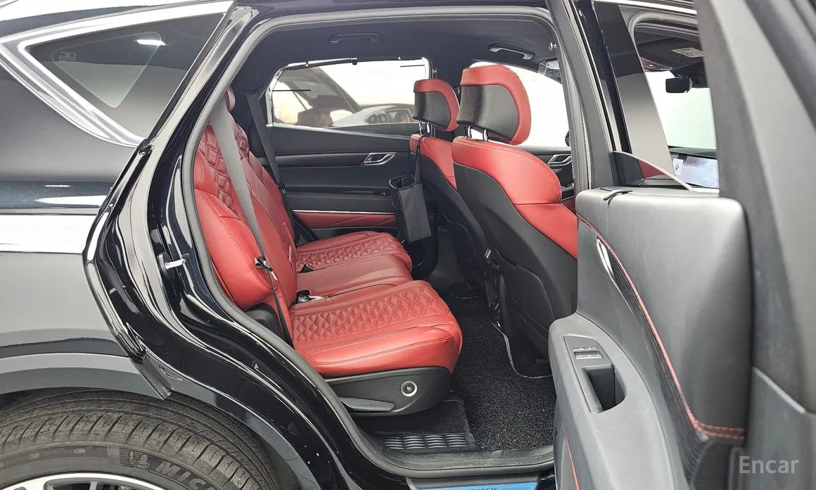 Фото 12 - Genesis GV80