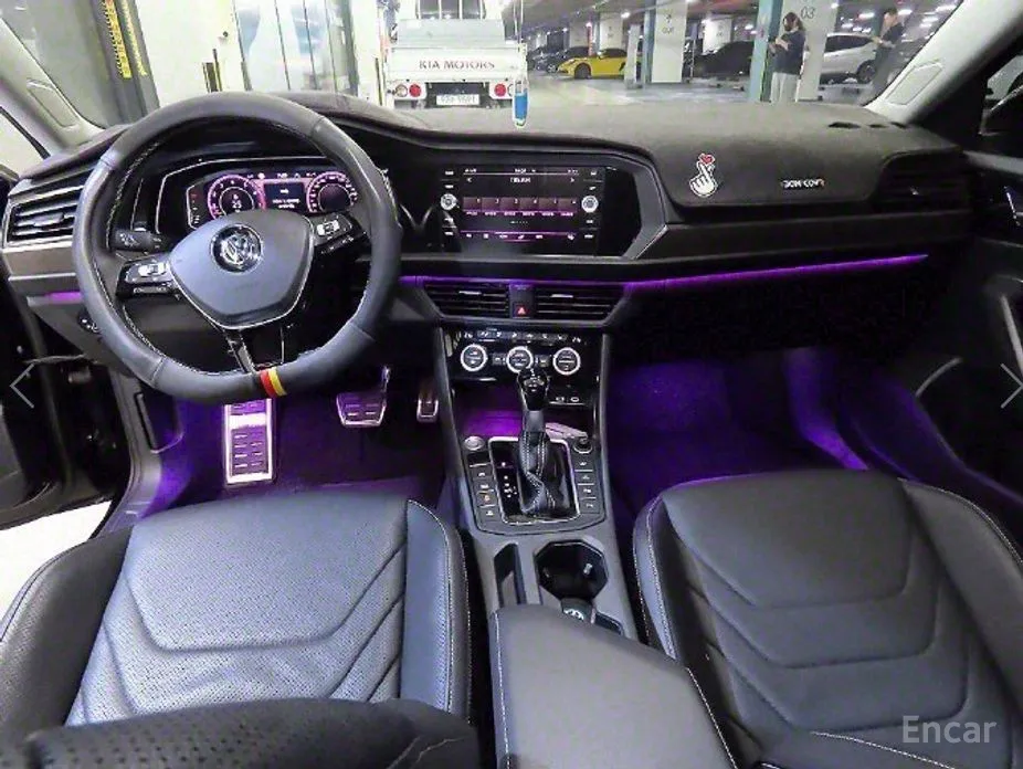 Фото 10 - Volkswagen Jetta