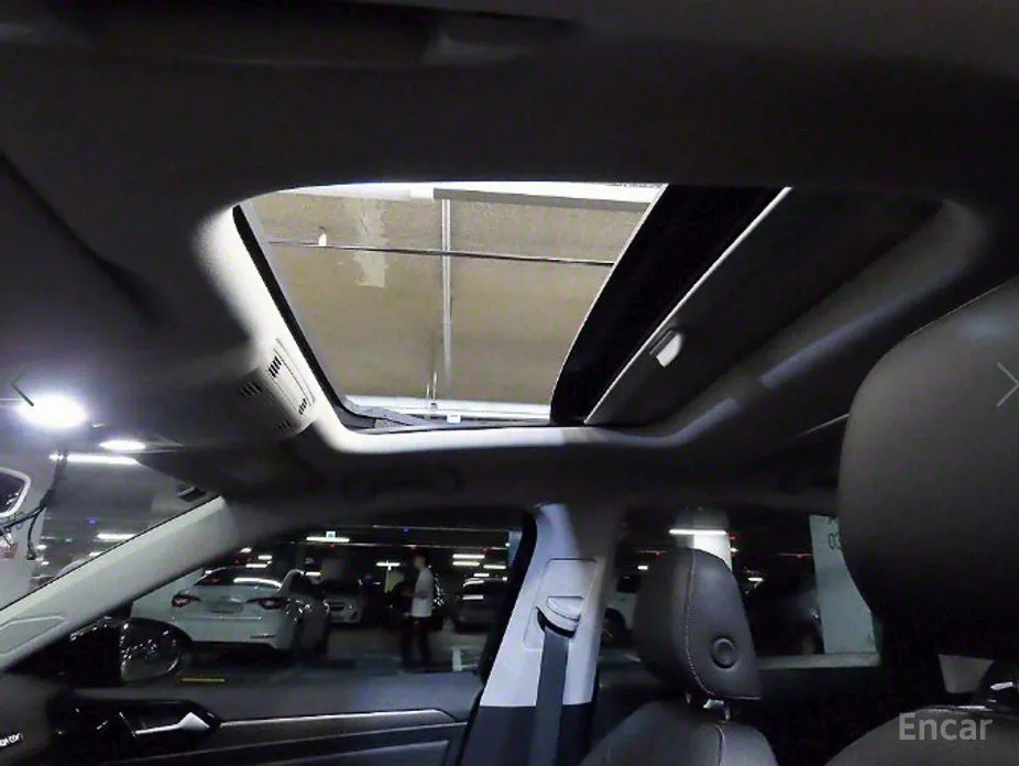 Фото 17 - Volkswagen Jetta