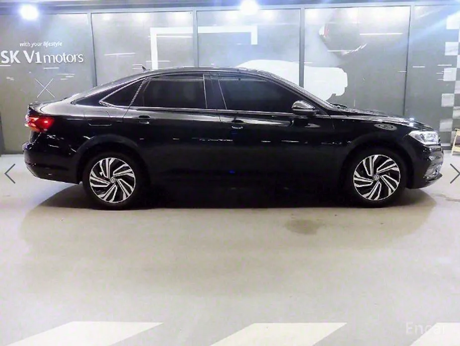 Фото 3 - Volkswagen Jetta