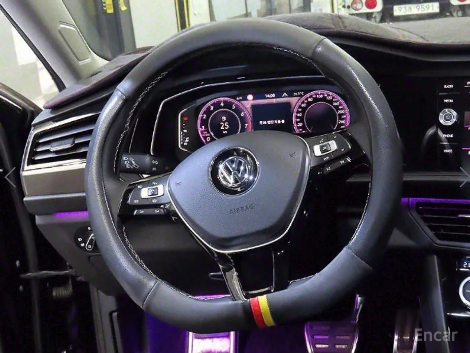 Фото 8 - Volkswagen Jetta