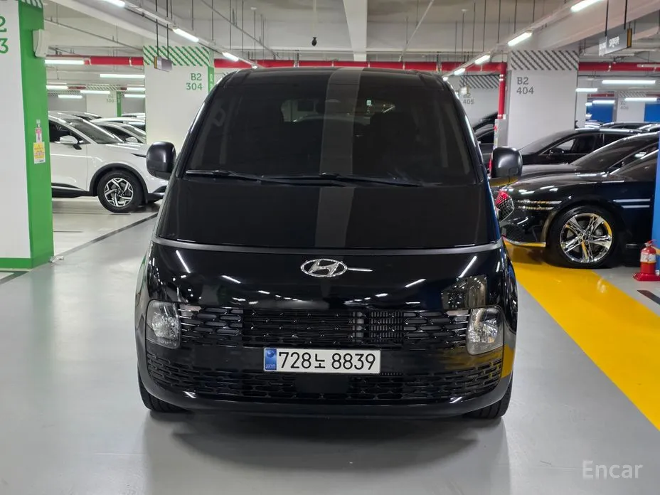 Фото 2 - Hyundai Staria