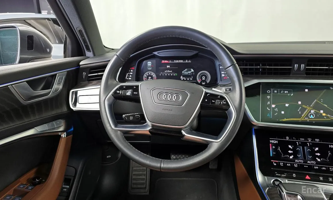 Фото 13 - Audi A6