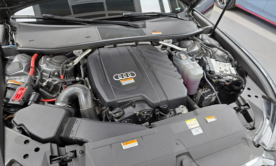 Фото 6 - Audi A6