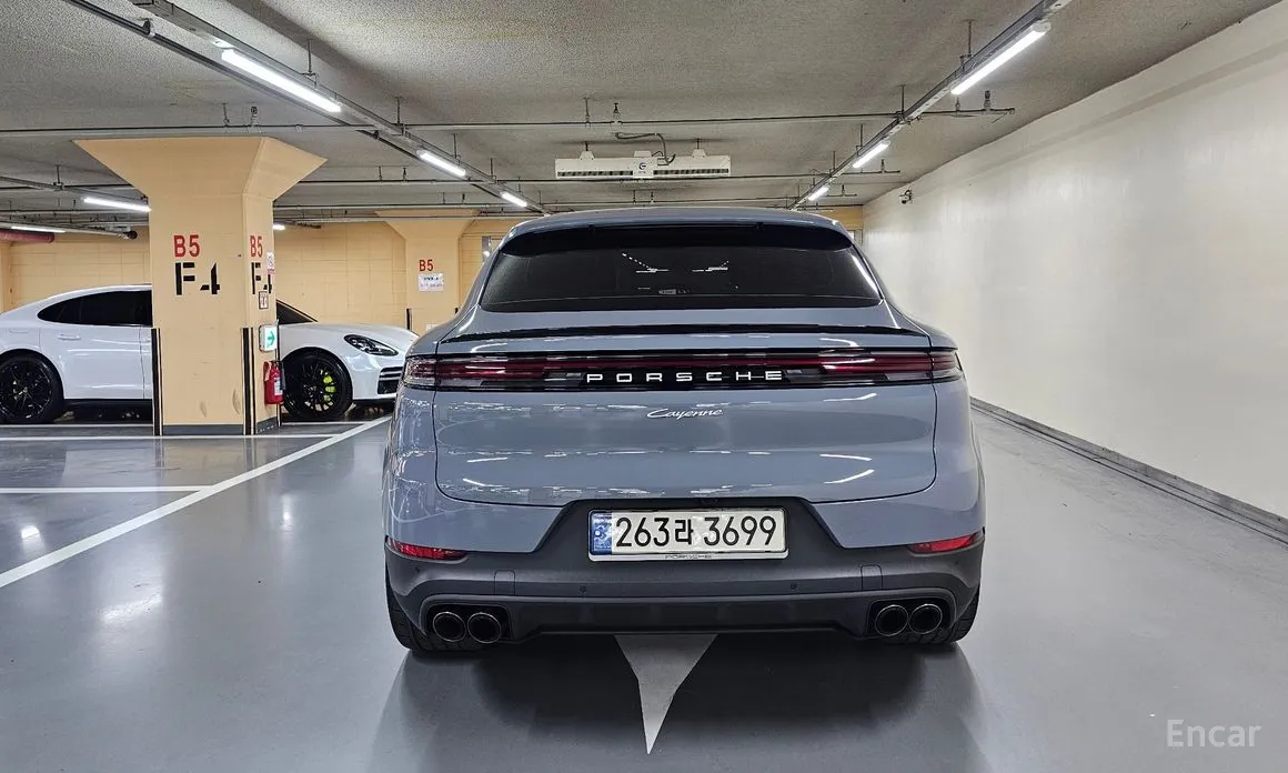 Фото 3 - Porsche Cayenne