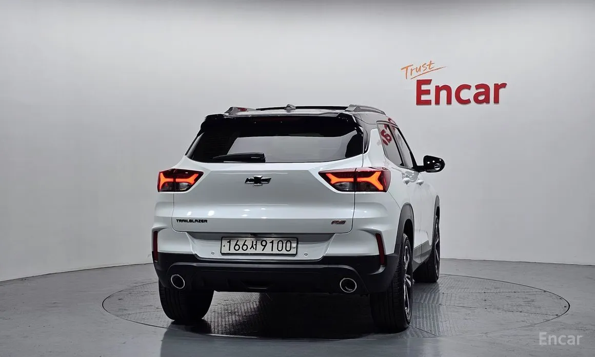 Фото 4 - Chevrolet Trailblazer