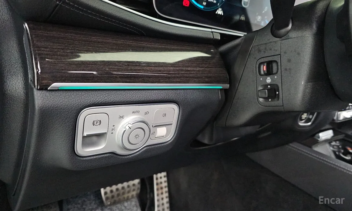 Фото 18 - Mercedes-Benz GLE-Class