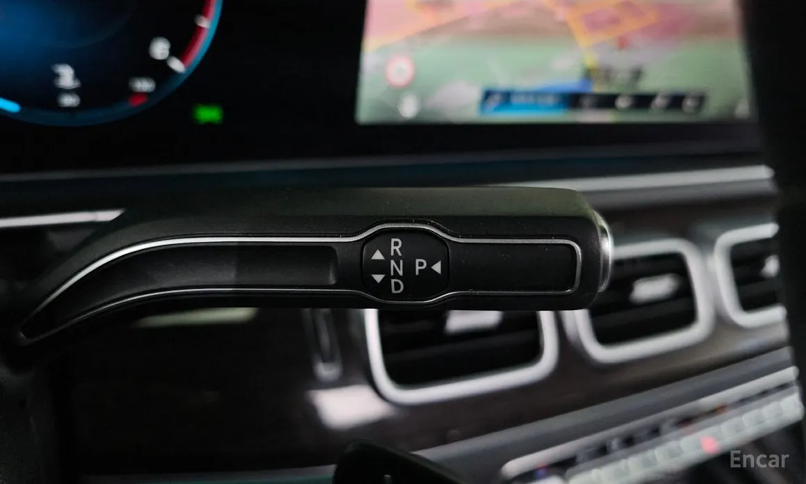 Фото 9 - Mercedes-Benz GLE-Class