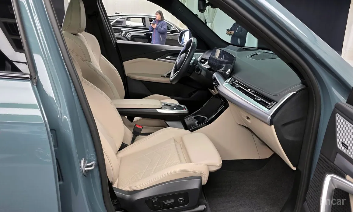 Фото 11 - BMW X1