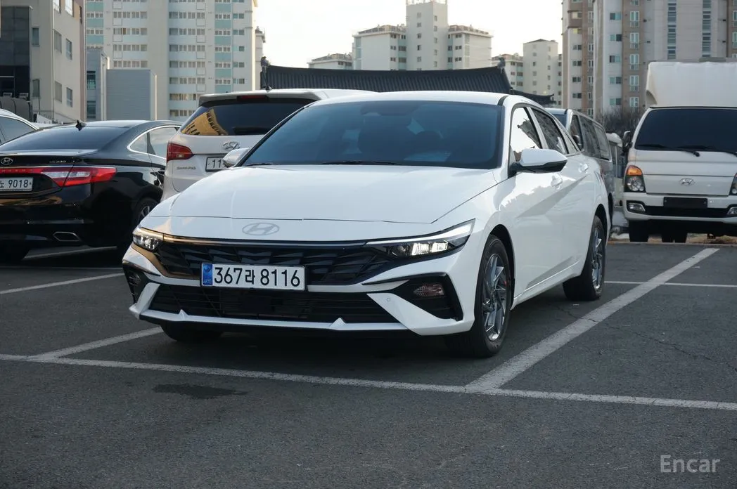 Hyundai Avante 2023 1.6