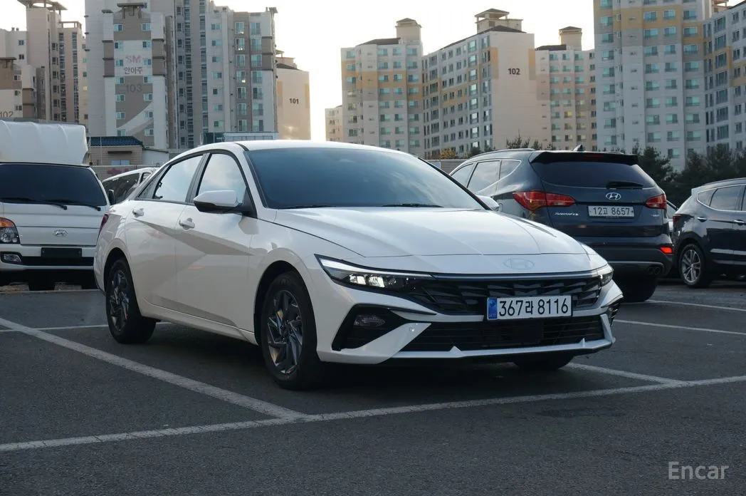 Hyundai Avante 2023 1.6