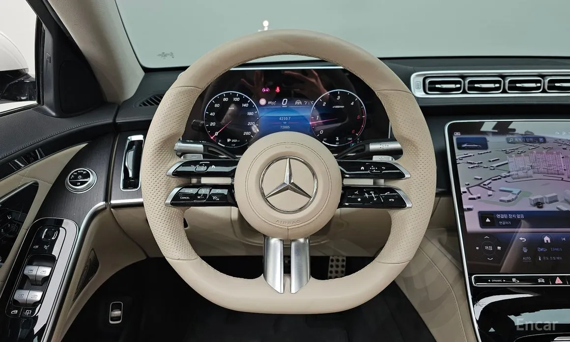 Фото 13 - Mercedes-Benz S-Class