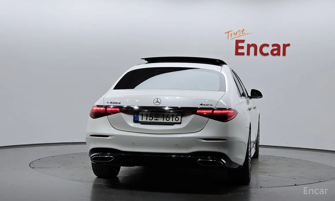 Фото 4 - Mercedes-Benz S-Class