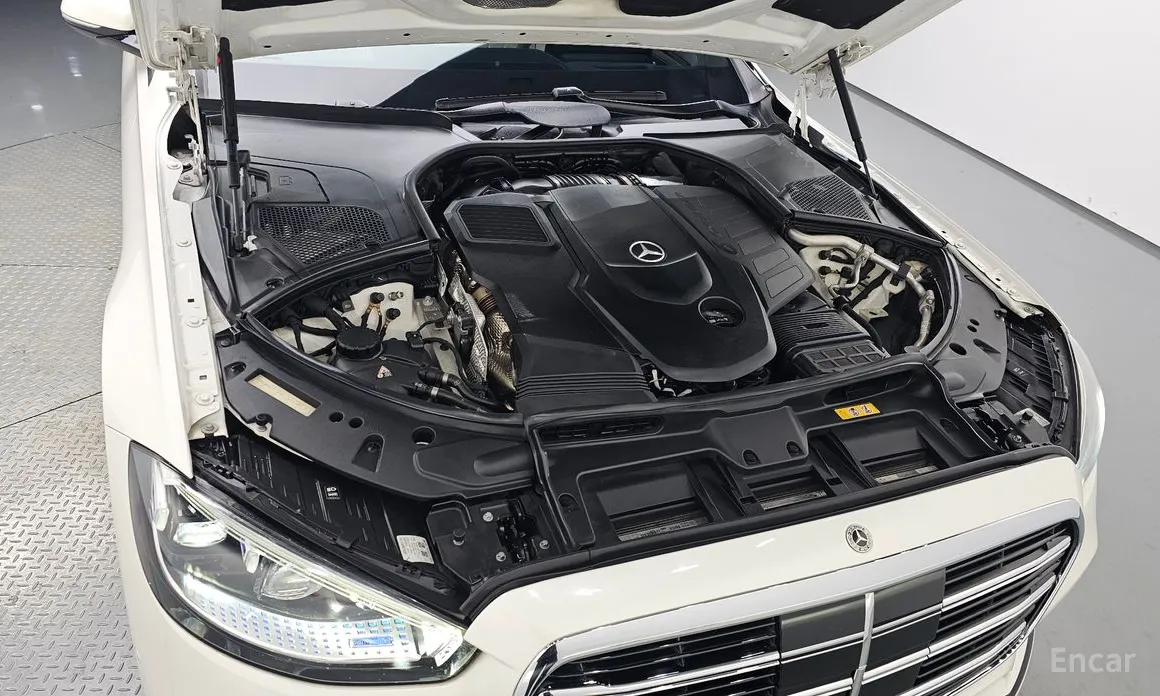 Фото 6 - Mercedes-Benz S-Class