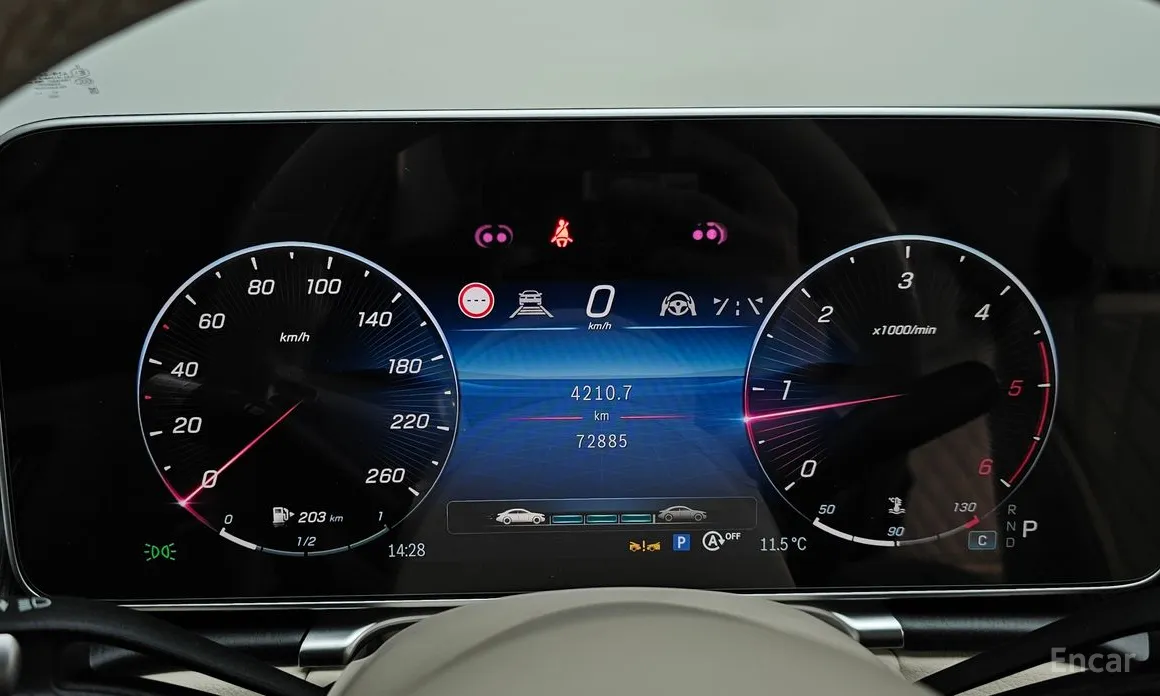 Фото 8 - Mercedes-Benz S-Class