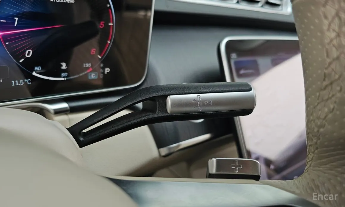 Фото 9 - Mercedes-Benz S-Class