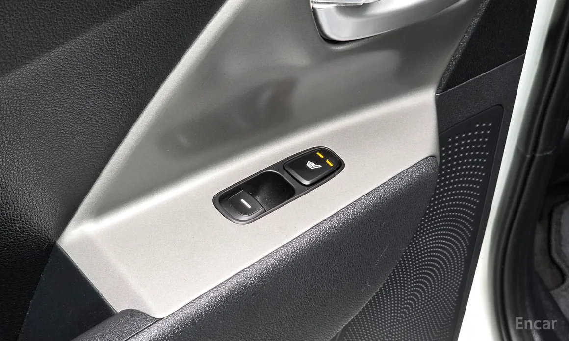 Фото 18 - Kia Niro