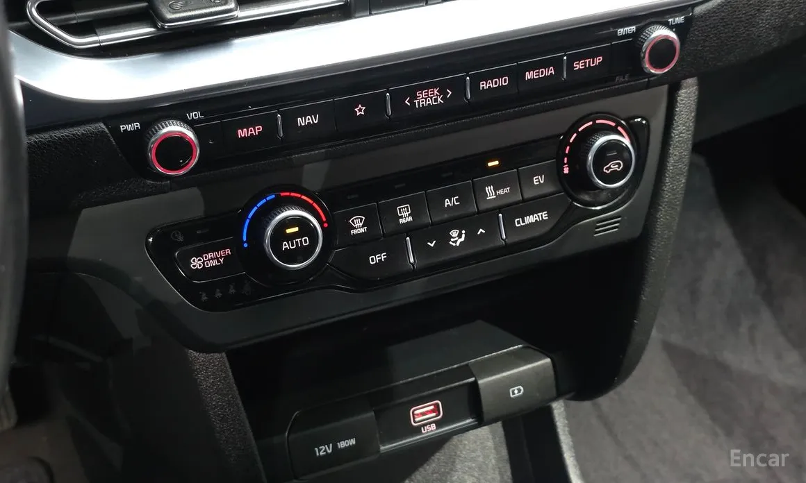 Фото 19 - Kia Niro