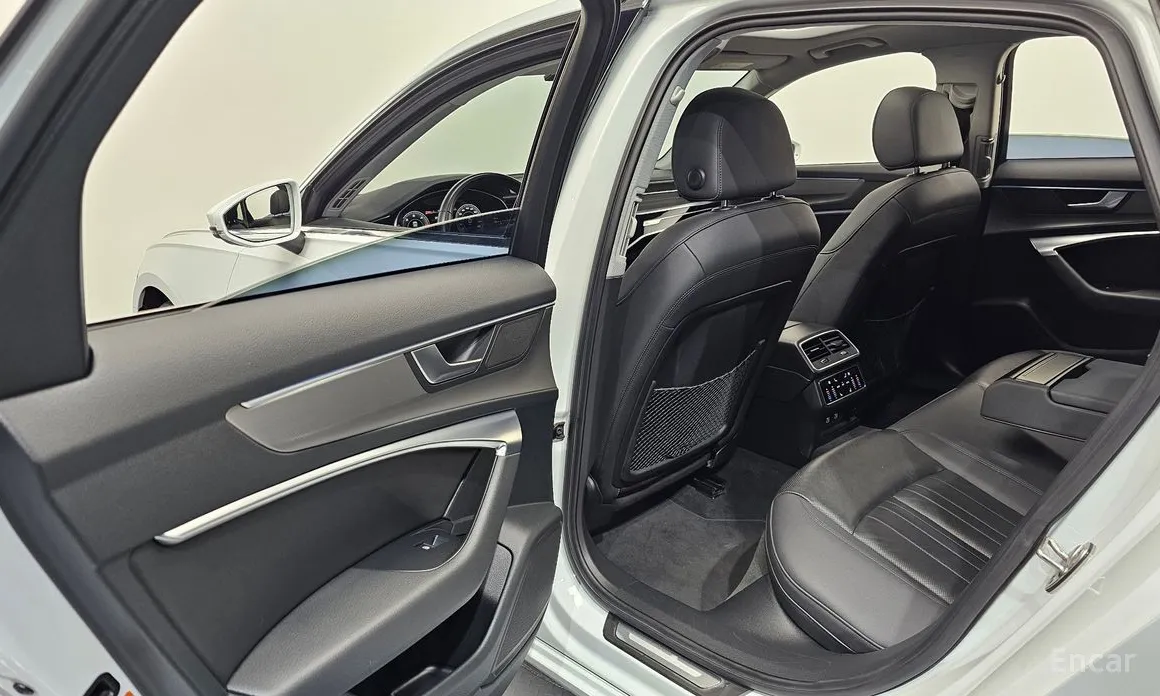 Фото 11 - Audi A6