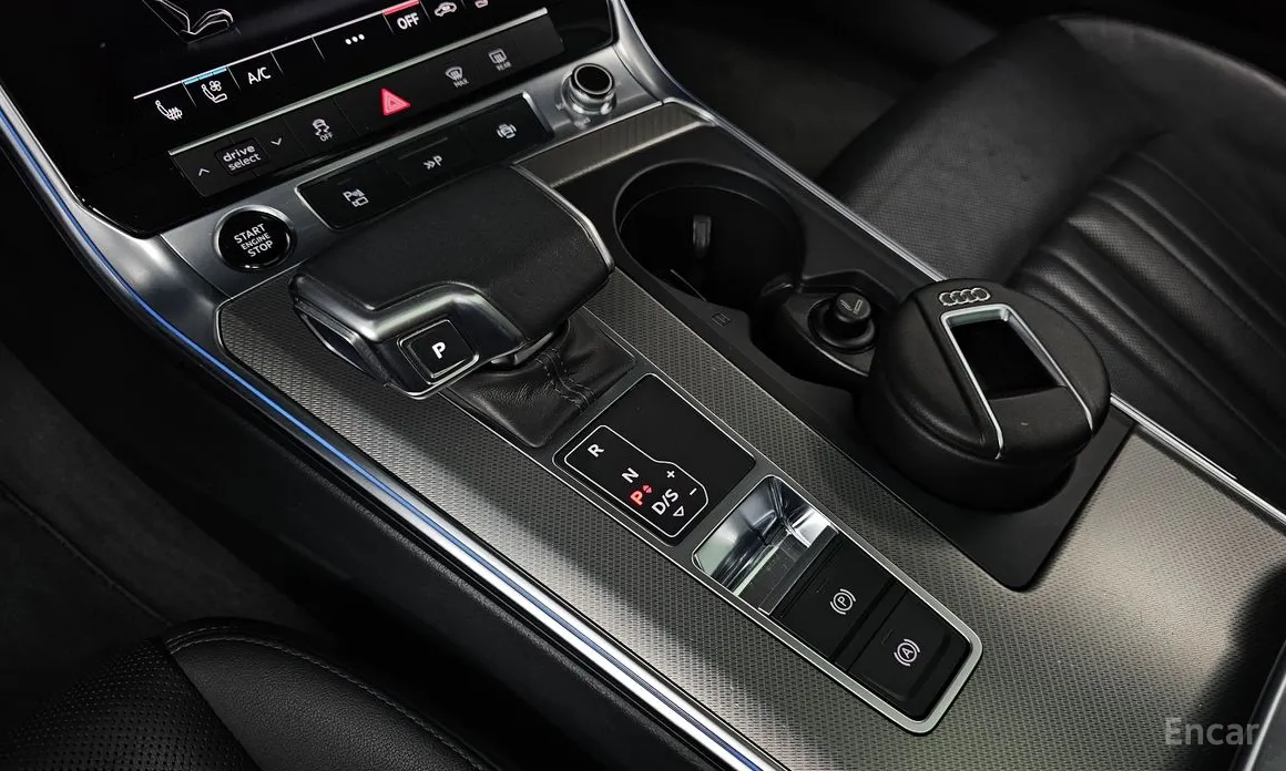 Фото 9 - Audi A6