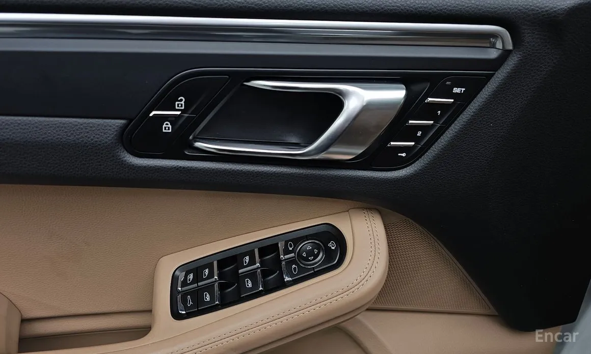 Фото 18 - Porsche Macan