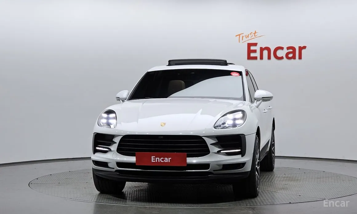 Фото 3 - Porsche Macan