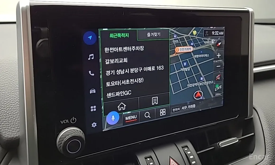 Фото 19 - Toyota RAV4