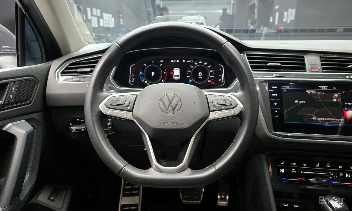 Фото 14 - Volkswagen Tiguan