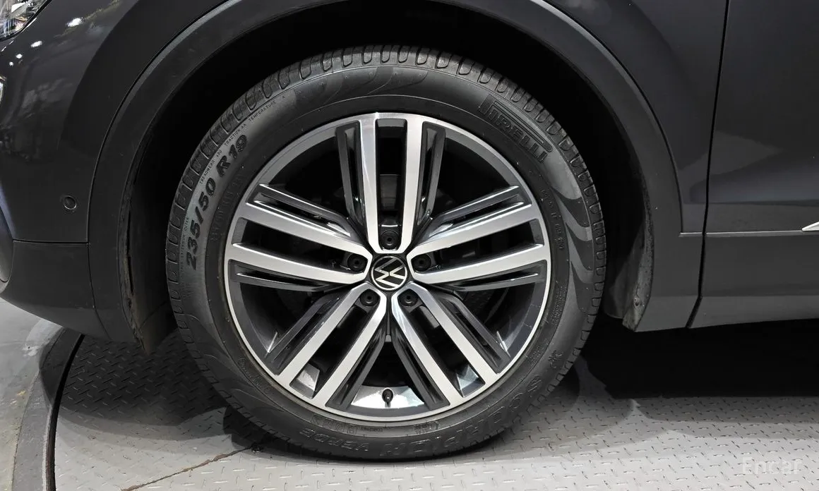 Фото 5 - Volkswagen Tiguan